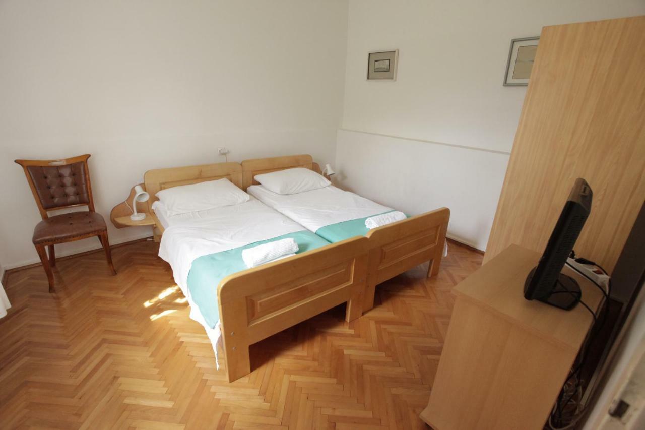 Guest House Balazevic Novi Vinodolski Ngoại thất bức ảnh